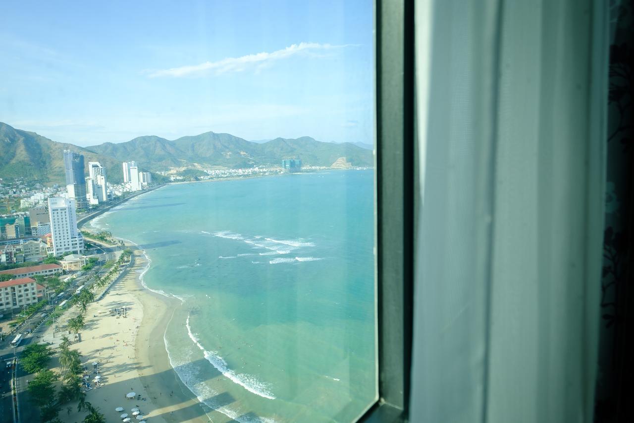 Sunrise Hon Chong Ocean View Apartment Nha Trang Luaran gambar