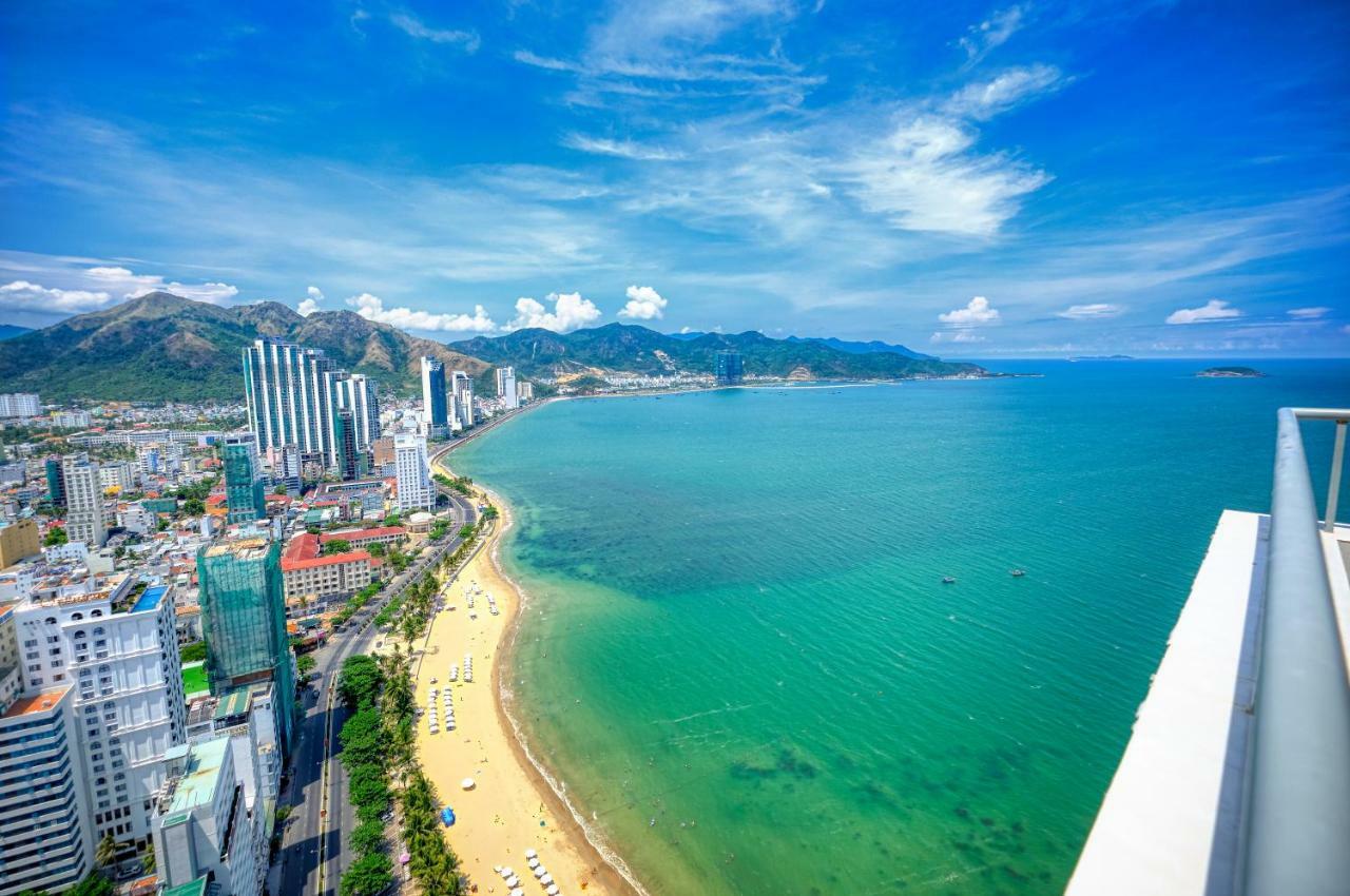 Sunrise Hon Chong Ocean View Apartment Nha Trang Luaran gambar