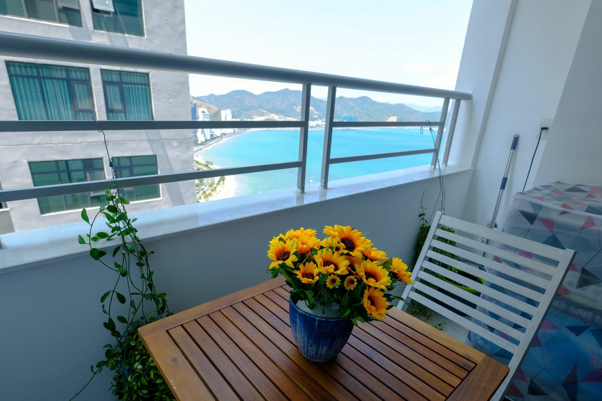 Sunrise Hon Chong Ocean View Apartment Nha Trang Luaran gambar
