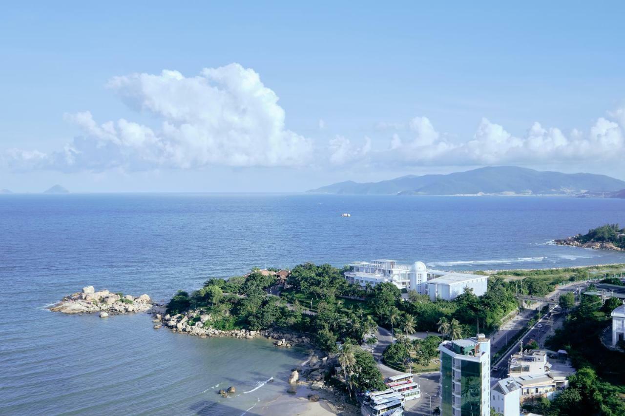 Sunrise Hon Chong Ocean View Apartment Nha Trang Luaran gambar